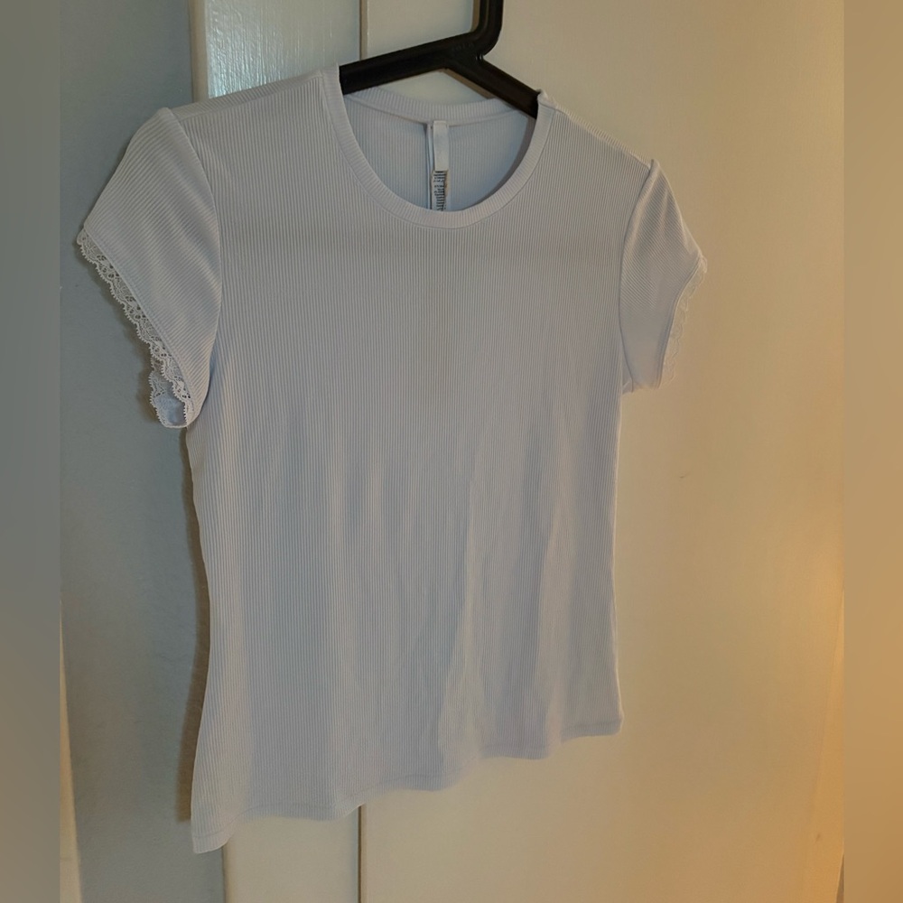 NWT SKIMS Soft Lounge Lace Tee in Blue Quartz size L - Picture 3 of 4